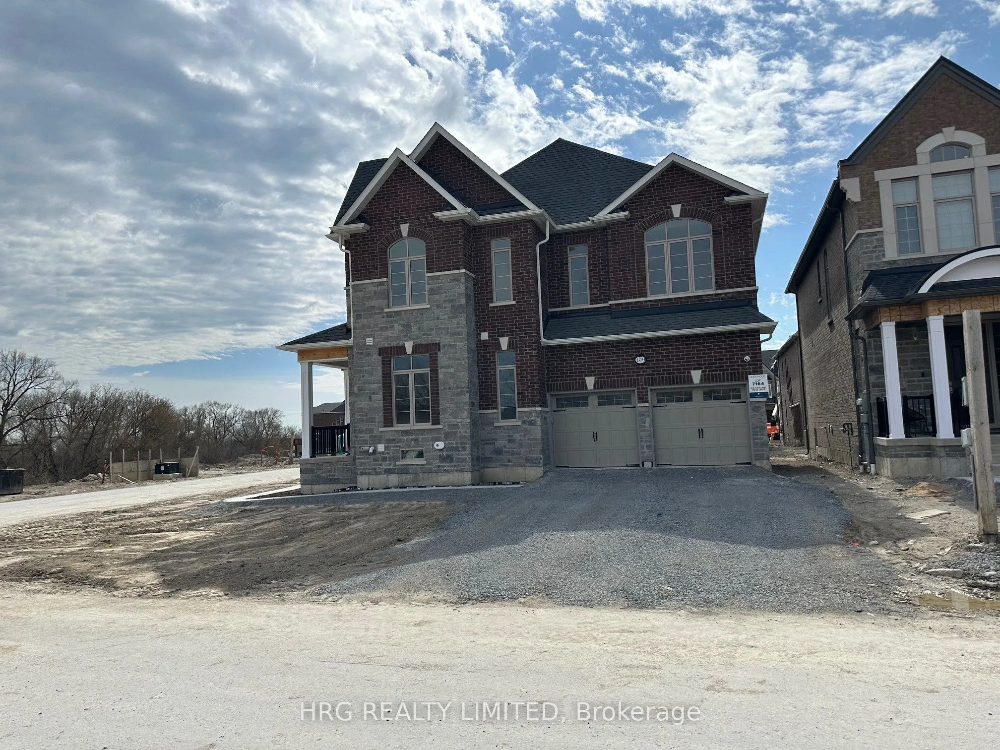 129 Pheasant Ridge Drive, Whitby, ON L1P 0P2