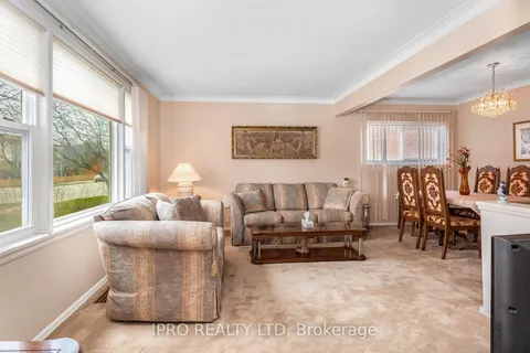 54 Exford Drive, Toronto, ON M1P 1M3