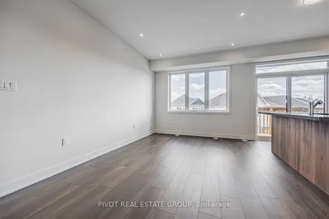 9 Lively Way, Whitby, ON L1R 0S3