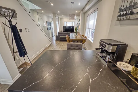 26 Greenwood Avenue, Toronto, ON M4L 2P4
