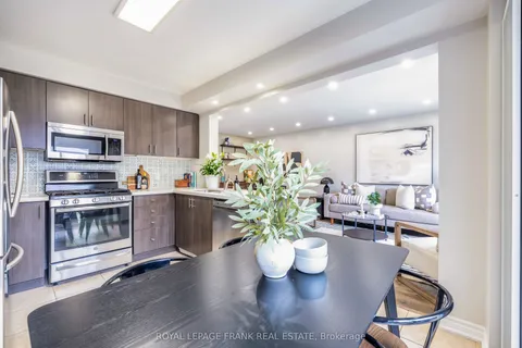 56 William Ingles Drive, Clarington, ON L1E 0E3