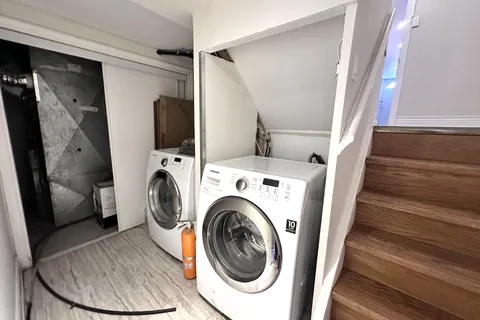 275 Timberbank Boulevard, Toronto, ON M1W 2G9