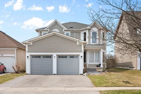 6 Hammond Street, Clarington, ON L1C 5E5