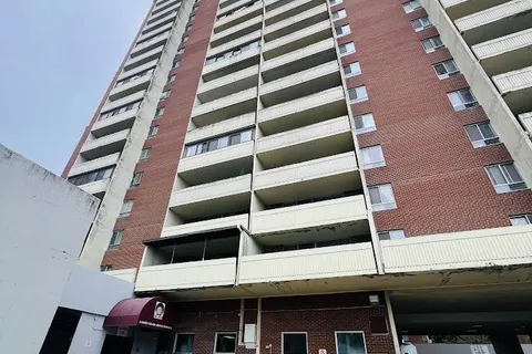 5 Massey Square, Toronto, ON M4C 5L6