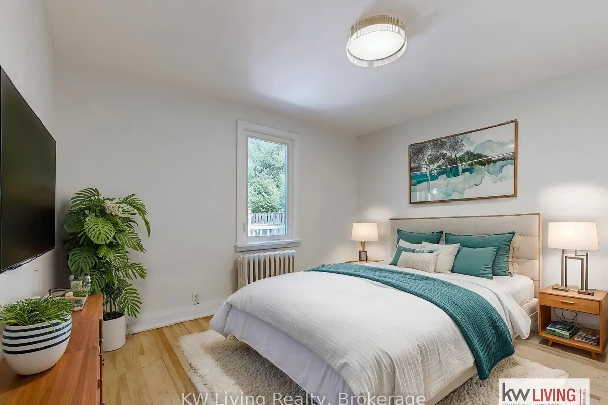 27 Bexhill Avenue, ON M1L 3B5