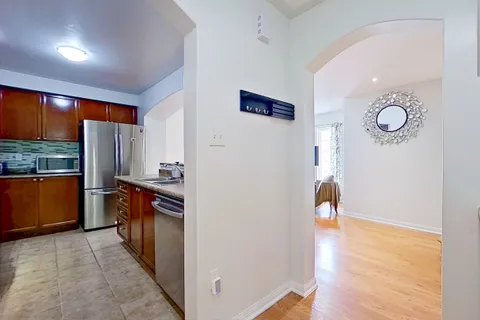 63 Mendelssohn Street, Toronto, ON M1L 0B8