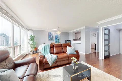 18 Lee Centre Drive, Toronto, ON M1H 3H5