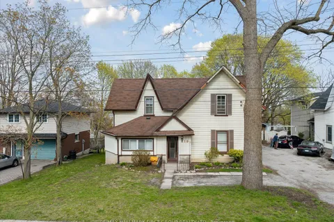 219 Cochrane Street, Scugog, ON L9L 1M1