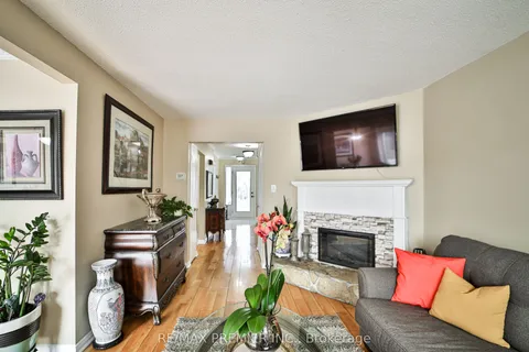 55 Loscombe Drive, Clarington, ON L1C 3S8