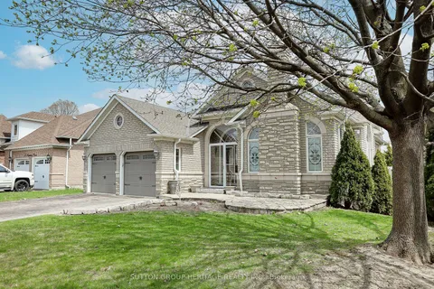57 Kimberly Drive, Whitby, ON L1M 1K5