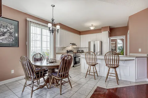 57 Kimberly Drive, Whitby, ON L1M 1K5
