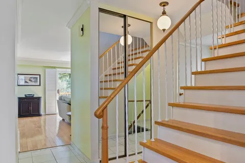 1752 Shadybrook Drive, Pickering, ON L1V 3A5