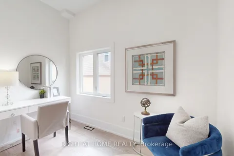 1988 Royal Road, Pickering, ON L1V 1Y2