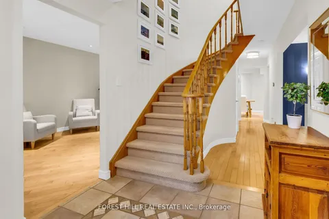 23 Tarsus Crescent, Toronto, ON M1C 3W6
