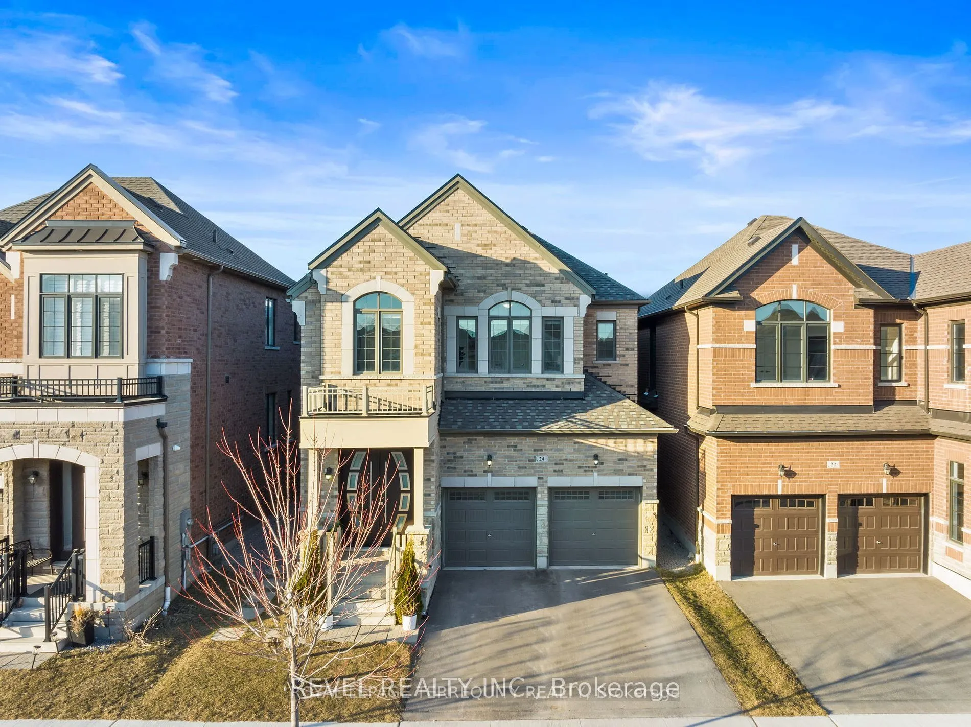 24 Auckland Drive, ON L1P 0G6