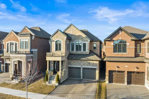 24 Auckland Drive, ON L1P 0G6