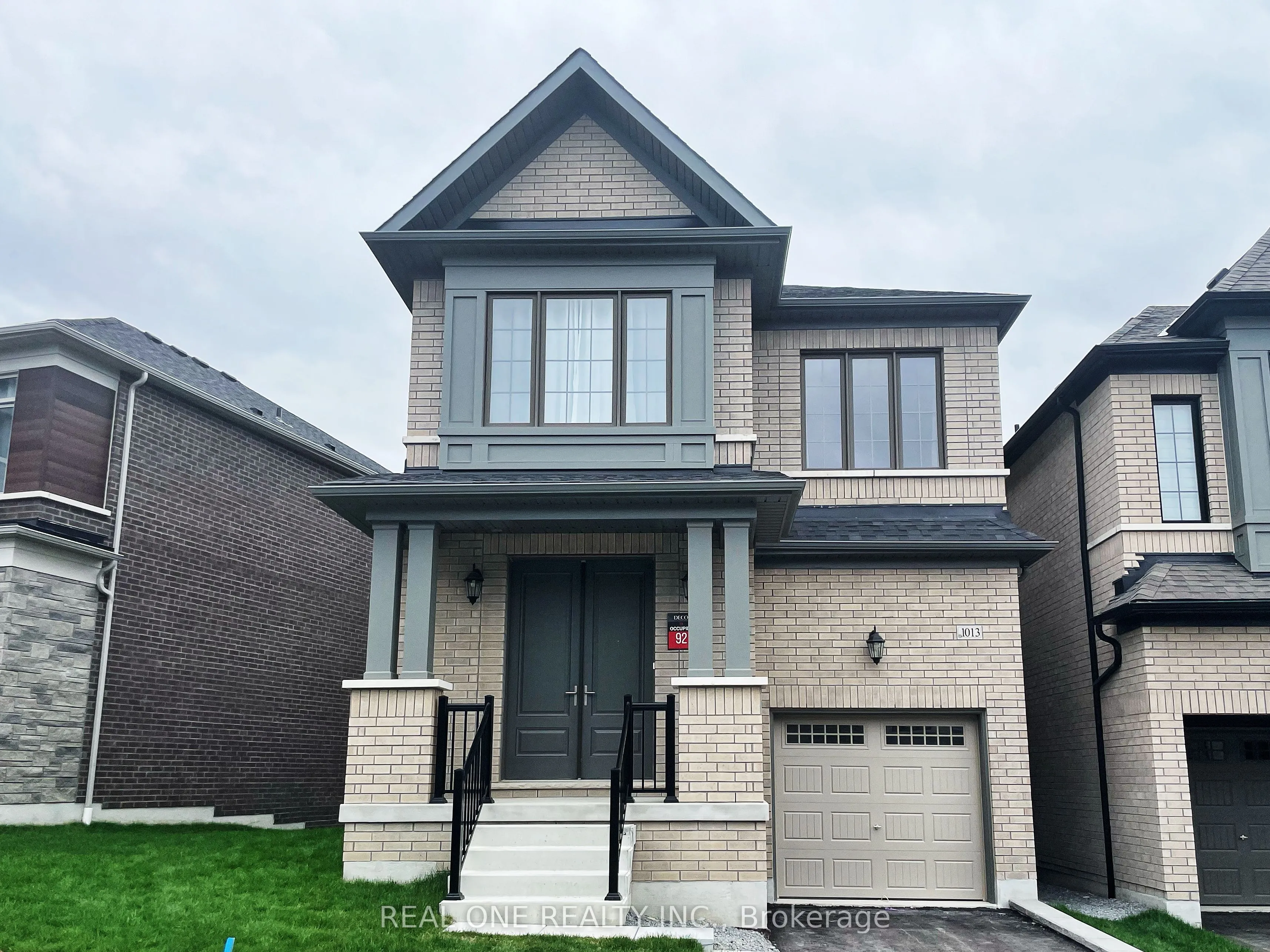 1013 Pisces Trail, Pickering, ON L0H 1J0