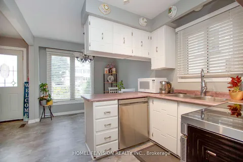 81 Doreen Crescent, Clarington, ON L1C 3W6