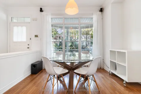 127 Boardwalk Drive, ON M4L 3X9
