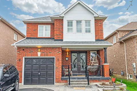 6 Floree Street, Whitby, ON L1R 3B2