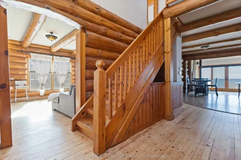 3741 Lakeshore Road, ON L1B 0G9