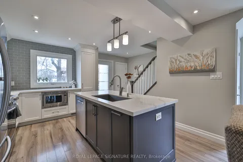 342 Homestead Court, Oshawa, ON L1J 6V3