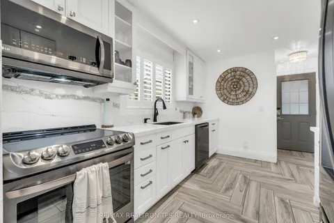 58 Oriole Court, Oshawa, ON L1H 6Y5