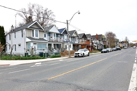 1820 Dundas Street, Toronto, ON M4L 1M5