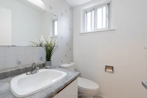 71 Gorsey Square, Toronto, ON M1B 1A6