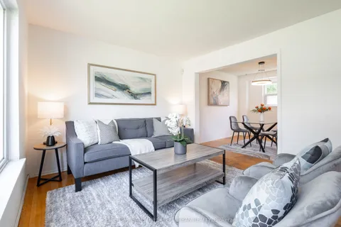 71 Gorsey Square, Toronto, ON M1B 1A6