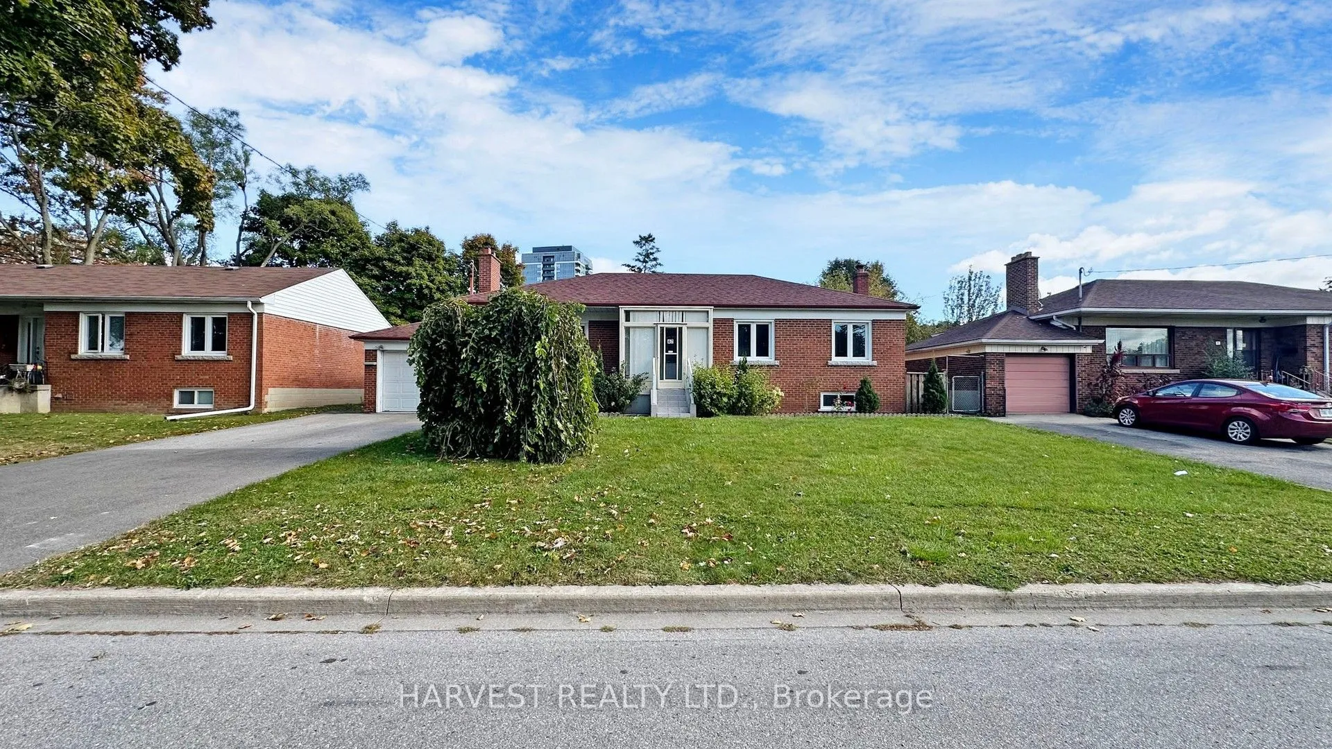 47 Commons Drive, Toronto, ON M1T 1E3