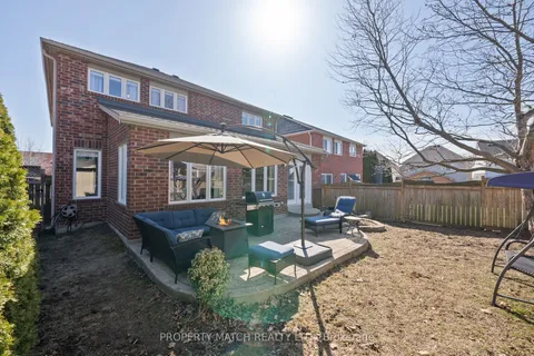 3122 Country Lane, Whitby, ON L1P 1N3