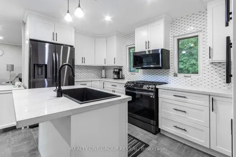 12 Brook Street, Scugog, ON L9L 1B5