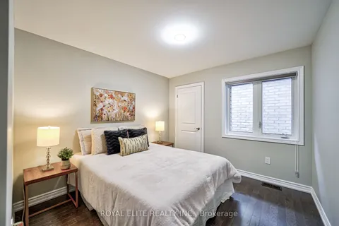 10 Capstan Court, ON L1P 0K5
