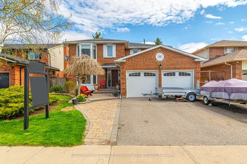 32 Farrow Crescent, Ajax, ON L1S 4W6