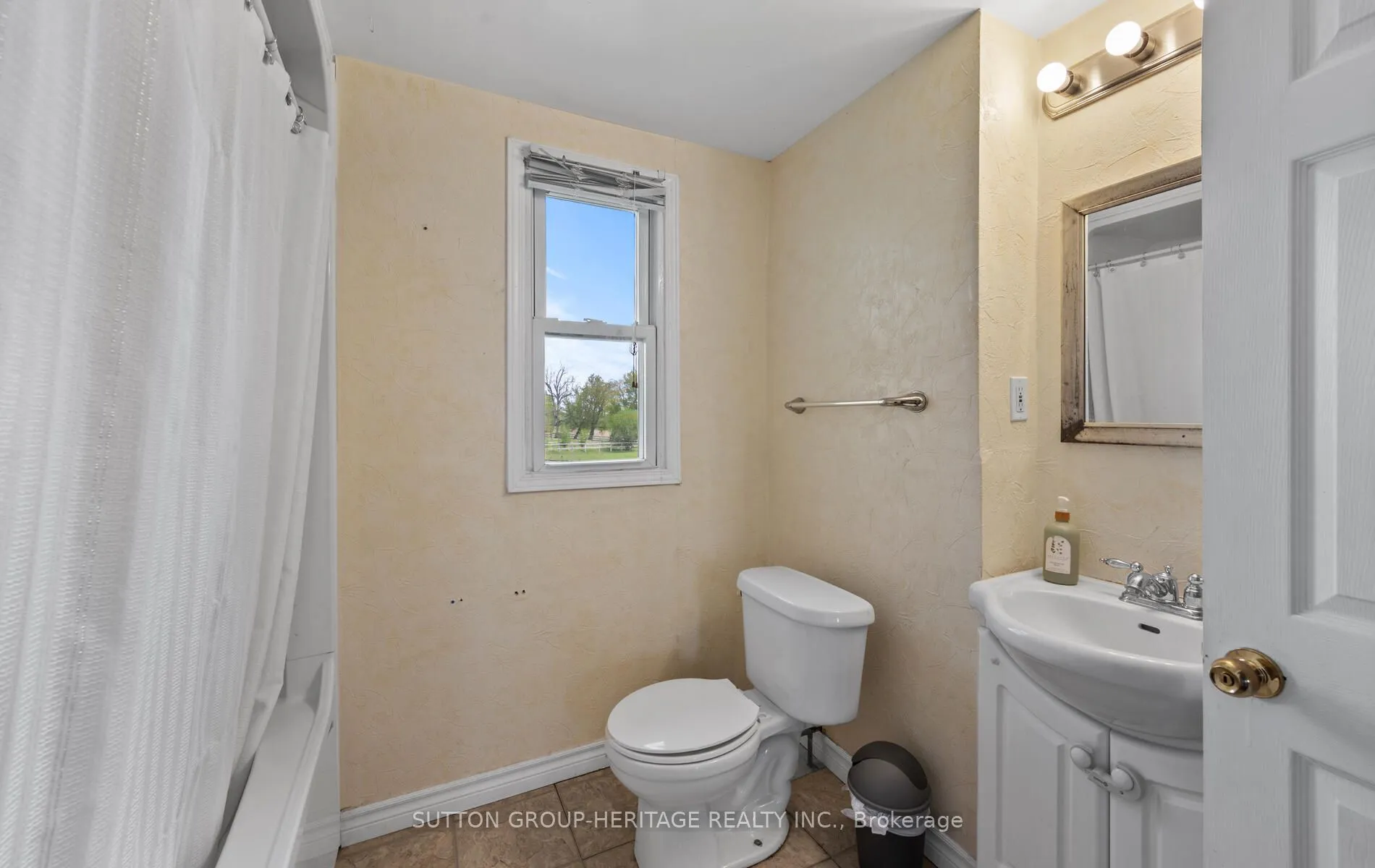 3567 Maple Grove Road, ON L1C 3K4