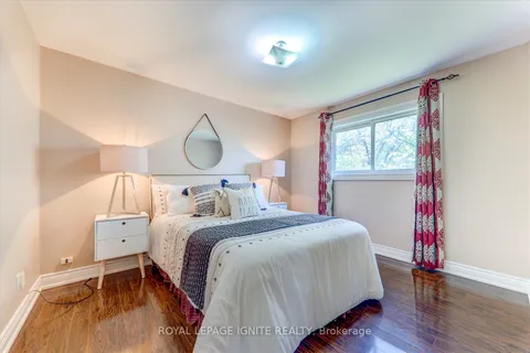 30 Blackwater Crescent, Toronto, ON M1B 1L6