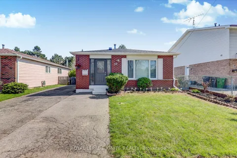 30 Blackwater Crescent, Toronto, ON M1B 1L6