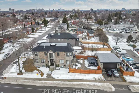 386 Kennedy Road, ON M1K 2A6
