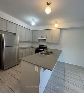 35 Steamboat Way, Whitby, ON L1N 0M6