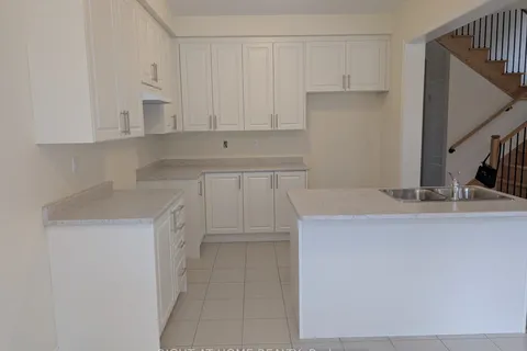 66 North Garden Boulevard, Scugog, ON L9L 0C9