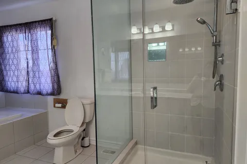 2383 Dobbinton Street, Oshawa, ON L1L 0L4