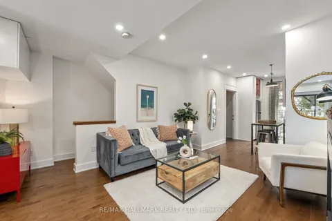 13 Woodfield Road, Toronto, ON M4L 2W4