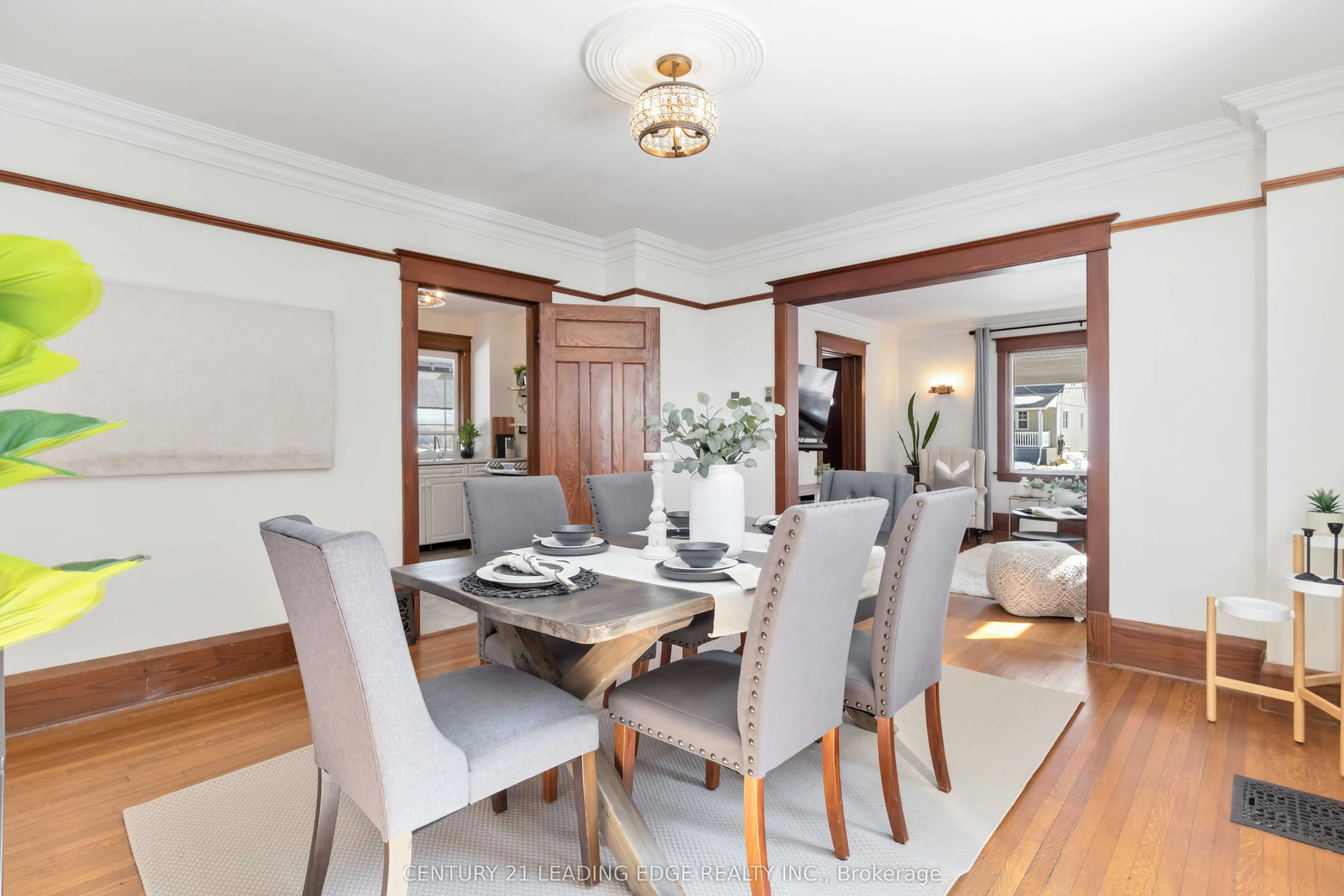 1742 Lane Street, Pickering, ON L1Y 1B6