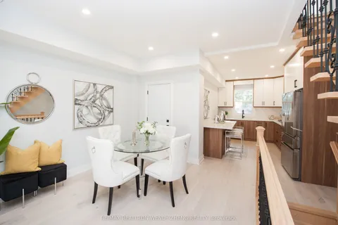 18 Connaught Avenue, ON M4L 2V9