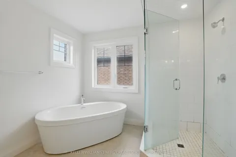 30 Higham Place, Clarington, ON L1C 7G5