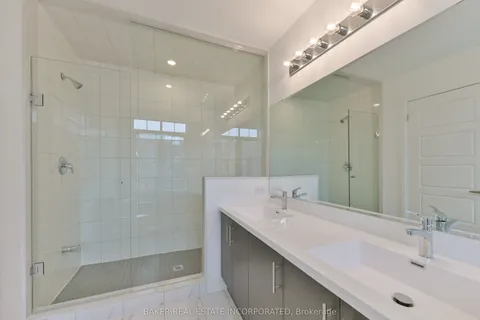 10 Calloway Way, Whitby, ON L1N 0N9