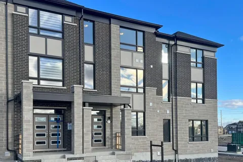 3217 Brigadier Avenue, Pickering, ON L1X 0N4
