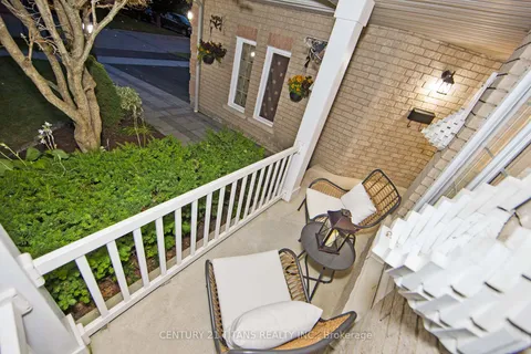 7 Annie Crescent, Ajax, ON L1T 3X6