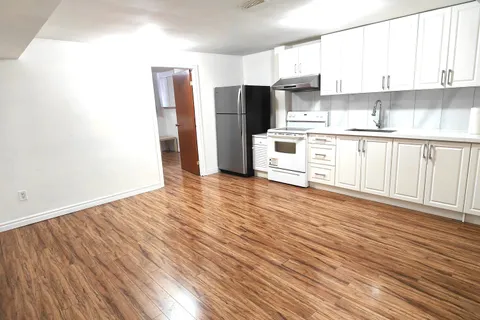 185 Simpson Avenue, Toronto, ON M4K 1A5